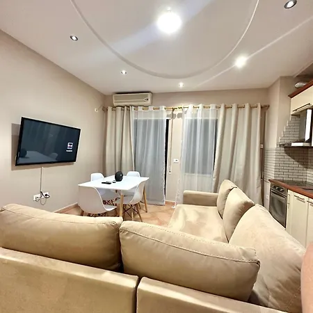 Center Easy * Tirana